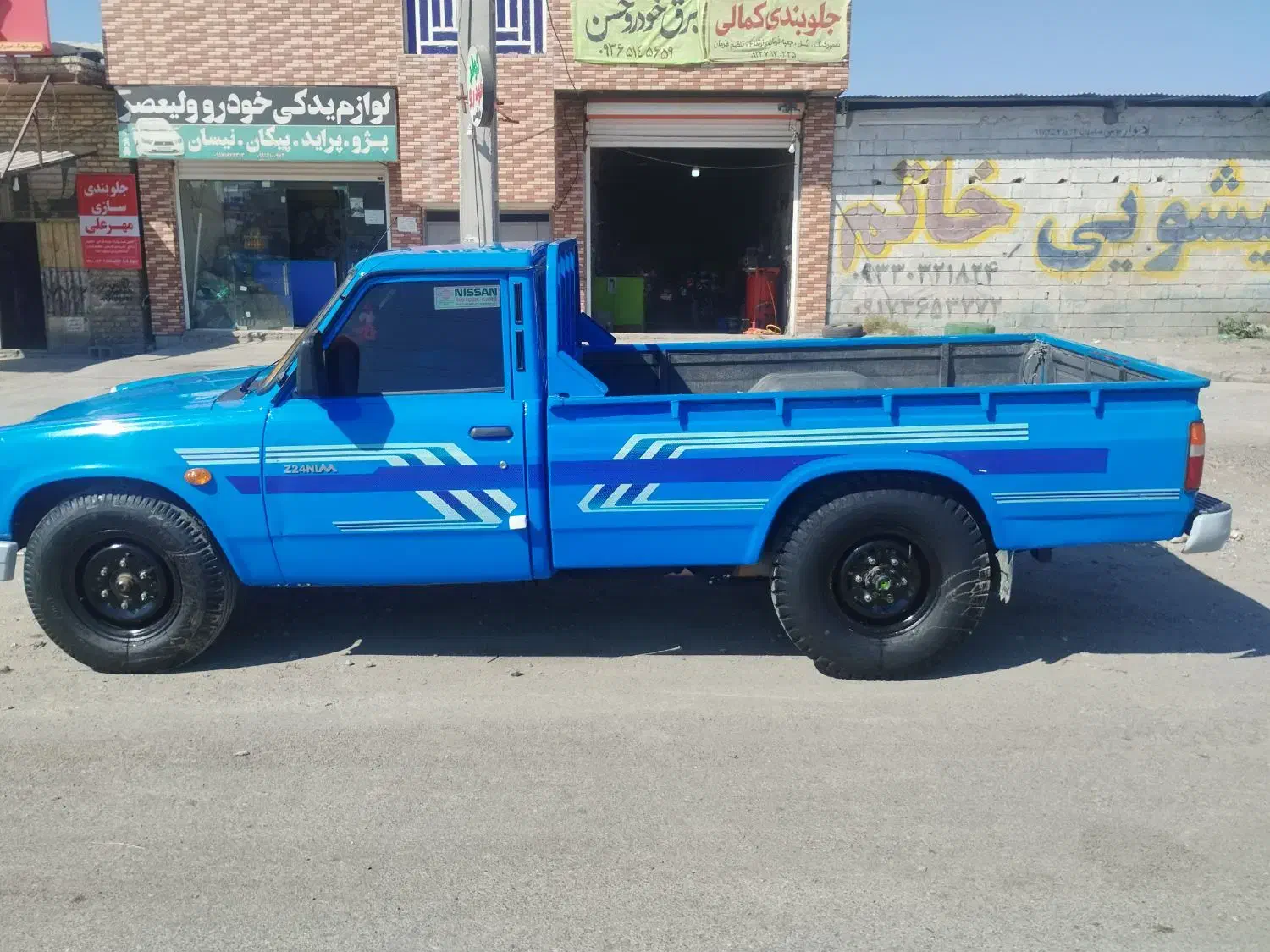 نیسان آبی فروش فوری|خودرو سواری و وانت|میناب, |دیوار