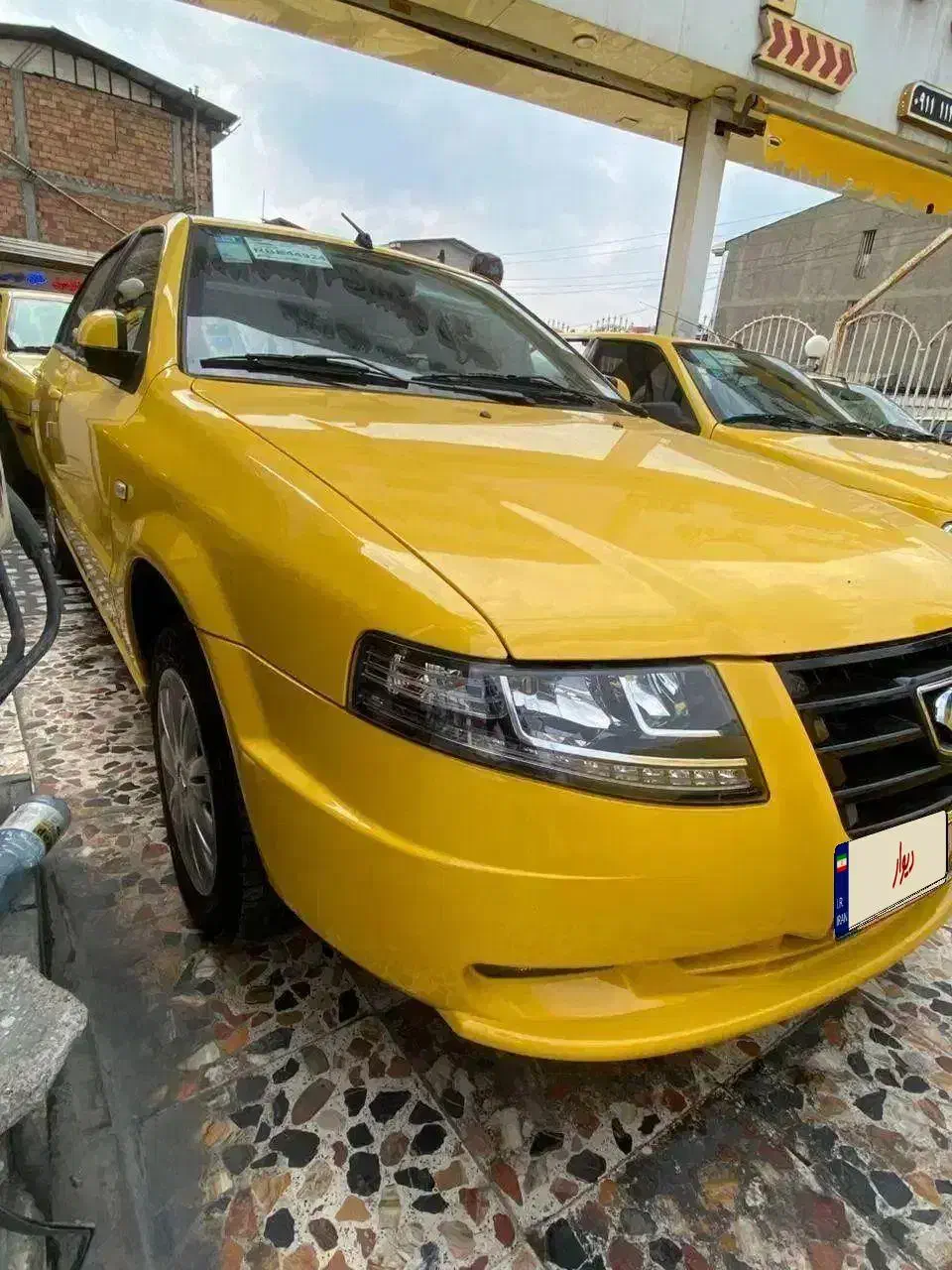 تاکسی سورن ۴۰۳|خودرو سواری و وانت|سراوان, |دیوار