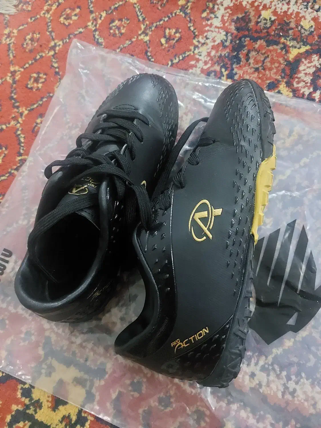 کفش فوتبالی ACTION PRO|کیف، کفش، کمربند|کیش, |دیوار