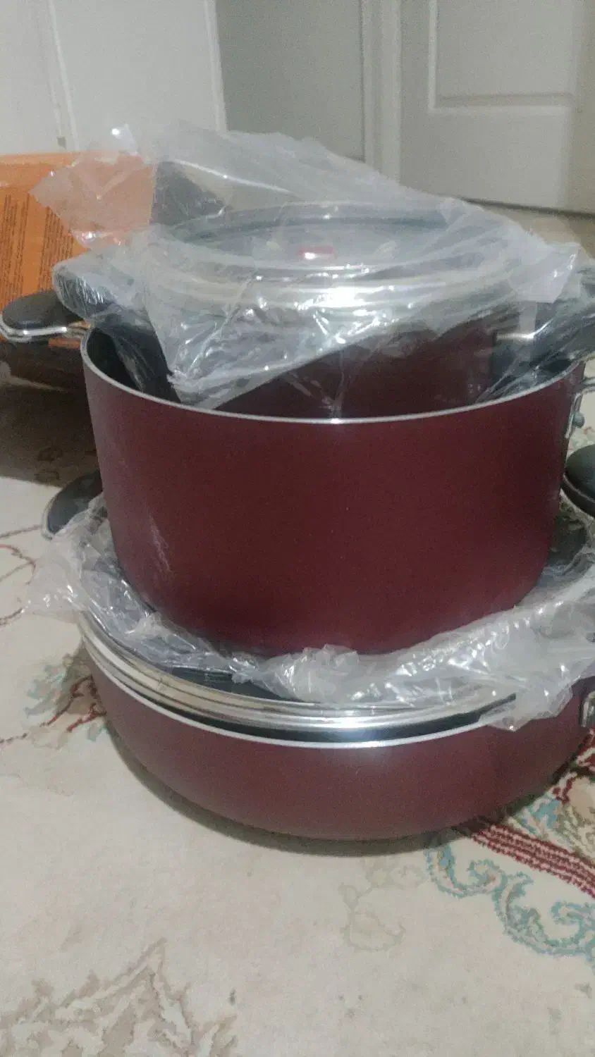 قابله|ظروف پخت‌وپز|تهران, آهنگ|دیوار