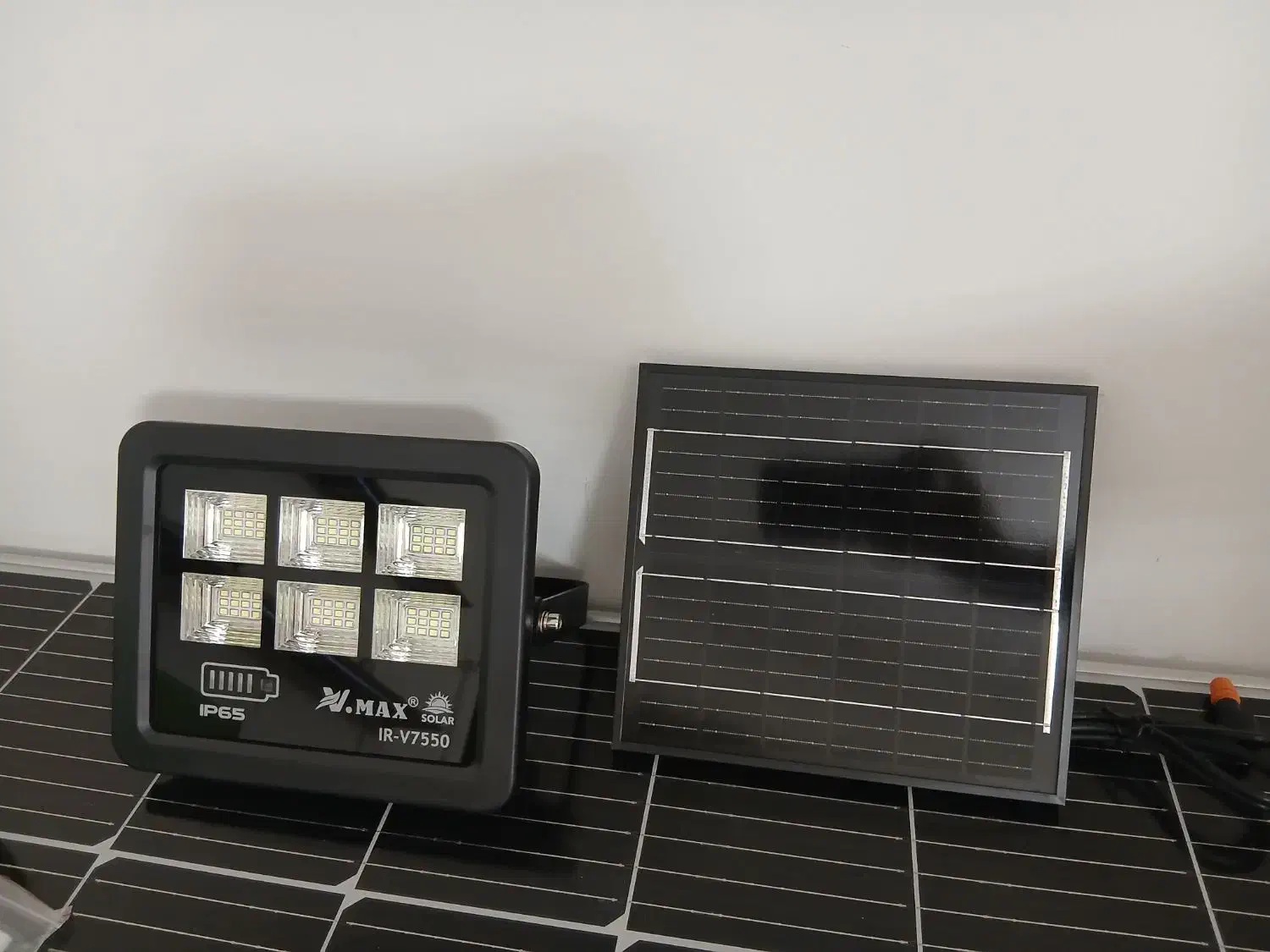 انواع روشنایی خورشیدی|لامپ و چراغ|ملارد, |دیوار