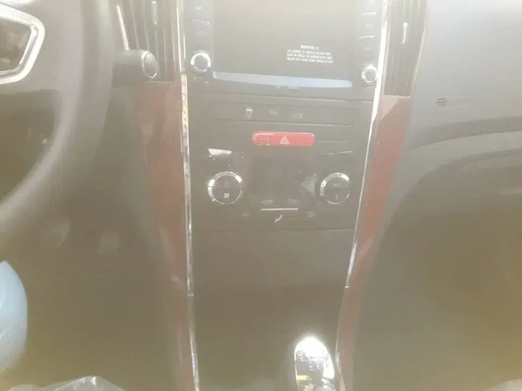 دناپلاس شش سرعته صفرکیلومتر‌ 1404|خودرو سواری و وانت|نجف‌آباد, ویلاشهر|دیوار