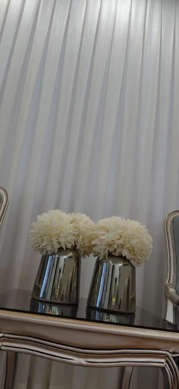 گلدان شیشه ای همراه گل|صنایع دستی و سایر لوازم تزئینی|مشهد, ایثارگران|دیوار