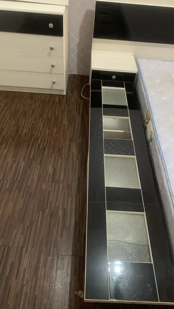 ست تخت کامل با تشک|تخت و سرویس خواب|ایلام, |دیوار