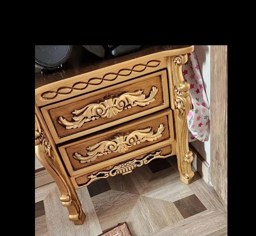 سرویس خواب|تخت و سرویس خواب|باغستان, |دیوار