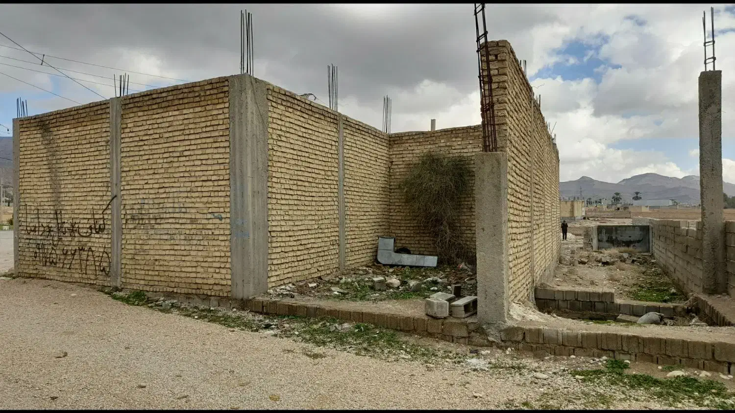 خفر - ۲۱۲ متری زمین تجاری|فروش زمین و ملک کلنگی|خفر, |دیوار