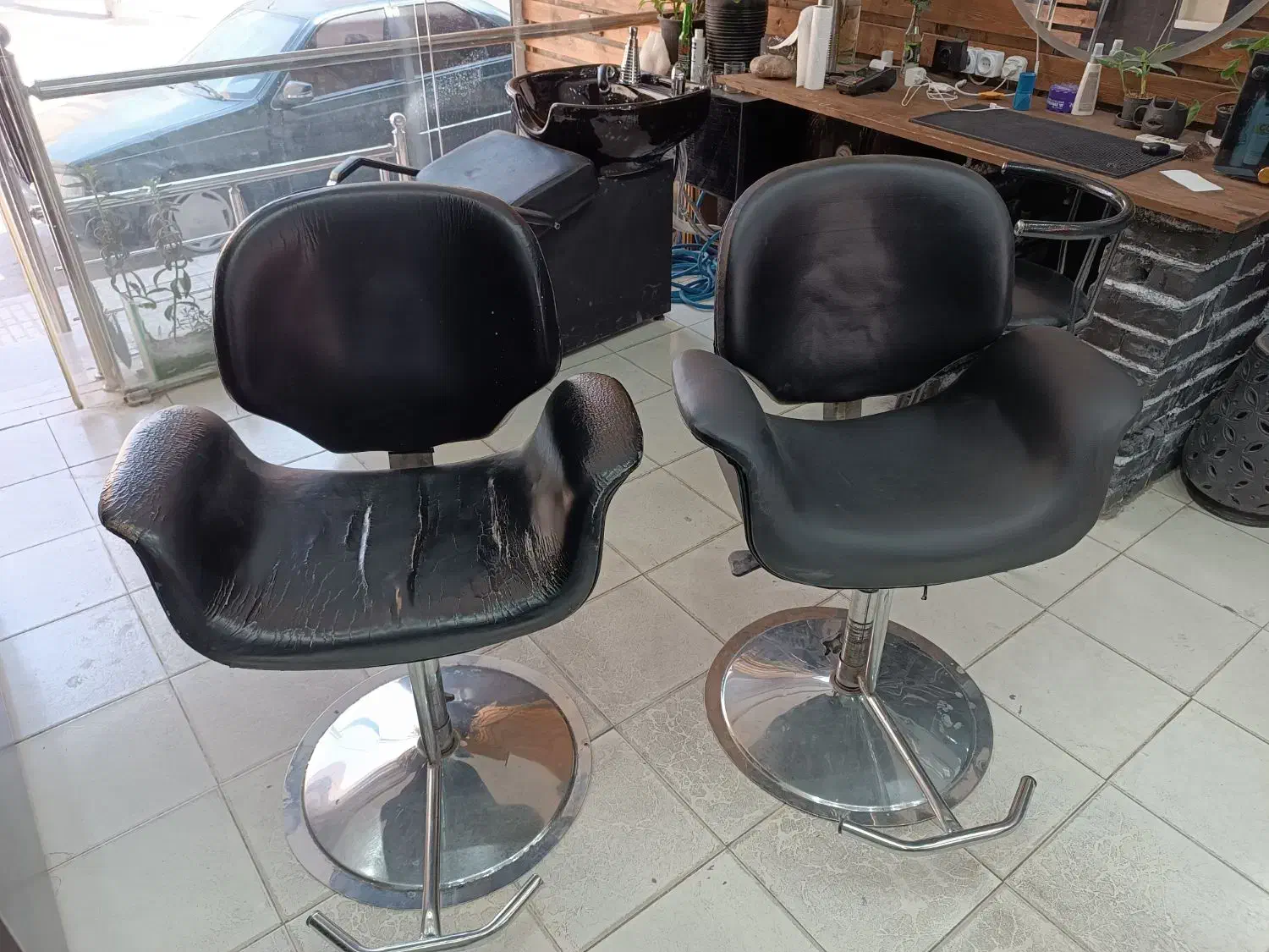 تعمیر انواع صندلی|خدمات پیشه و مهارت|اصفهان, همدانیان|دیوار