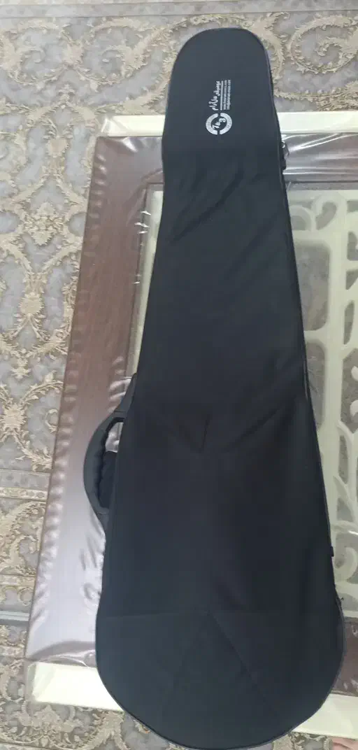 کیس تار|سازهای سنتی|کنگاور, |دیوار