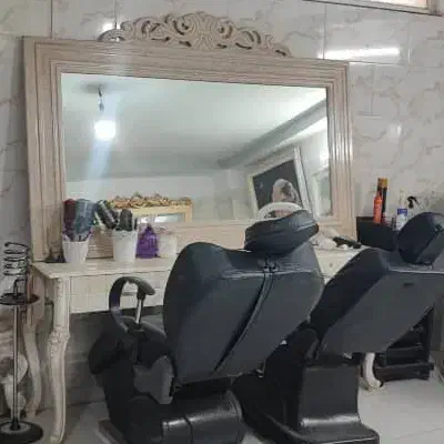 اینه و کنسول درحد نو بدون خط و خش ب علت کمبود جا|بوفه، ویترین، کنسول|هشتگرد, هشتگرد قدیم|دیوار