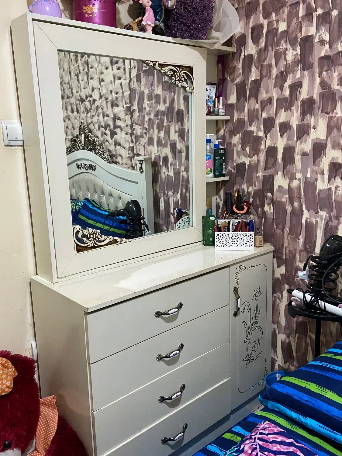 چوب|جاکفشی، کمد، دراور|اشتهارد, |دیوار