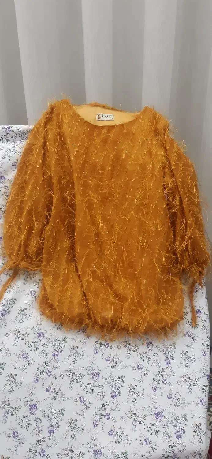 پوشاک|لباس|ملارد, |دیوار