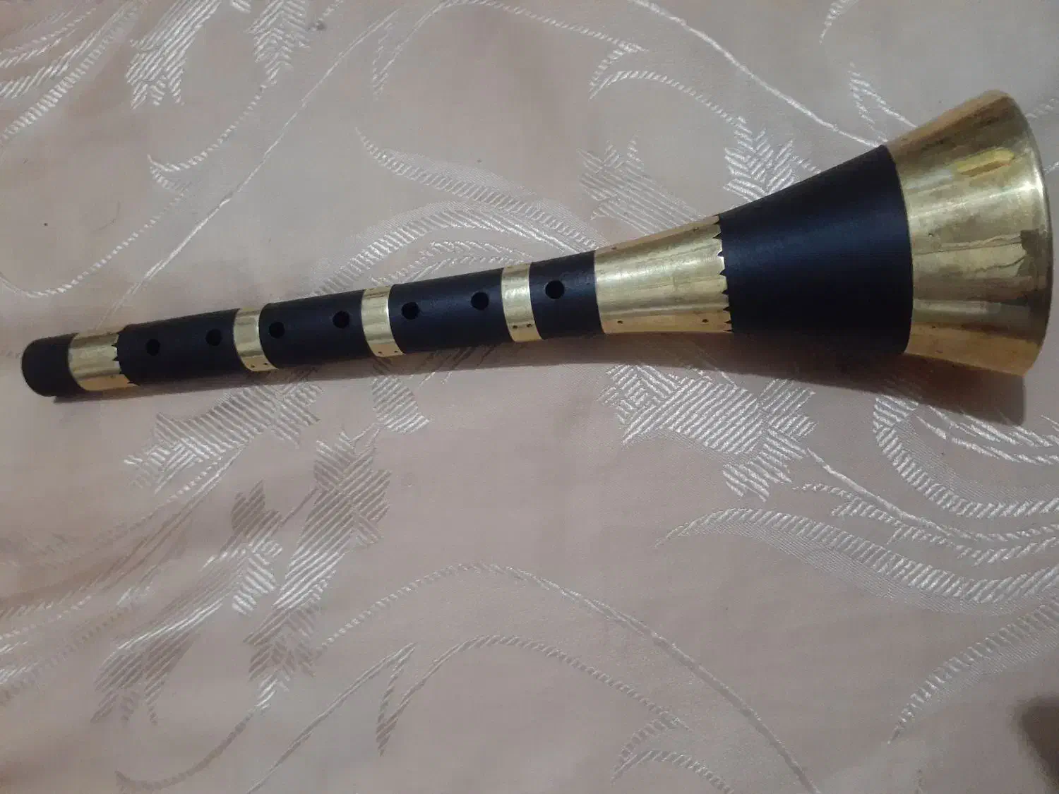 سرنا|سازهای بادی|داران, |دیوار