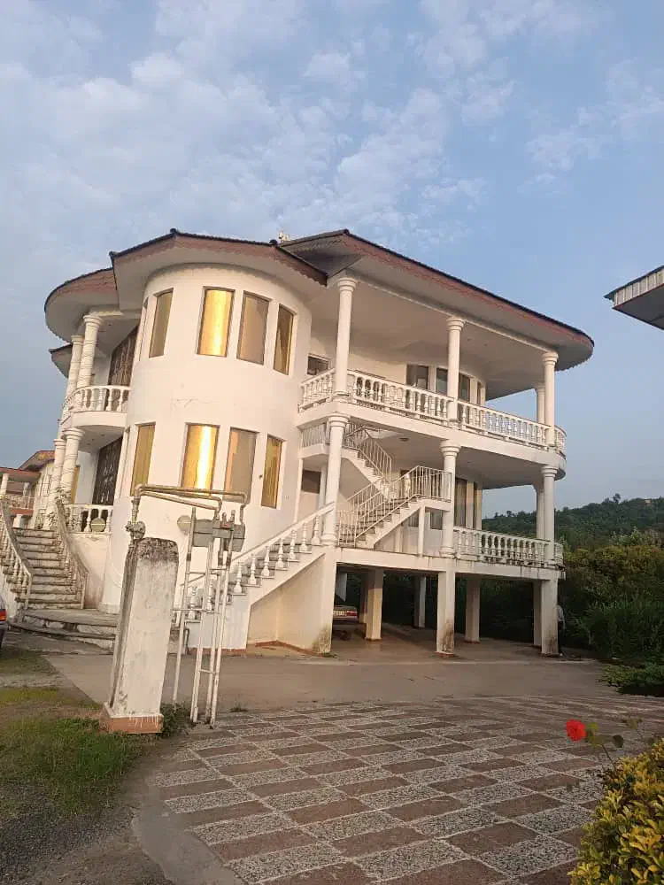 فروش ویلای مبلمانی یا تهاتر با آپارتمان در شیراز|فروش خانه و ویلا|واجارگاه, |دیوار