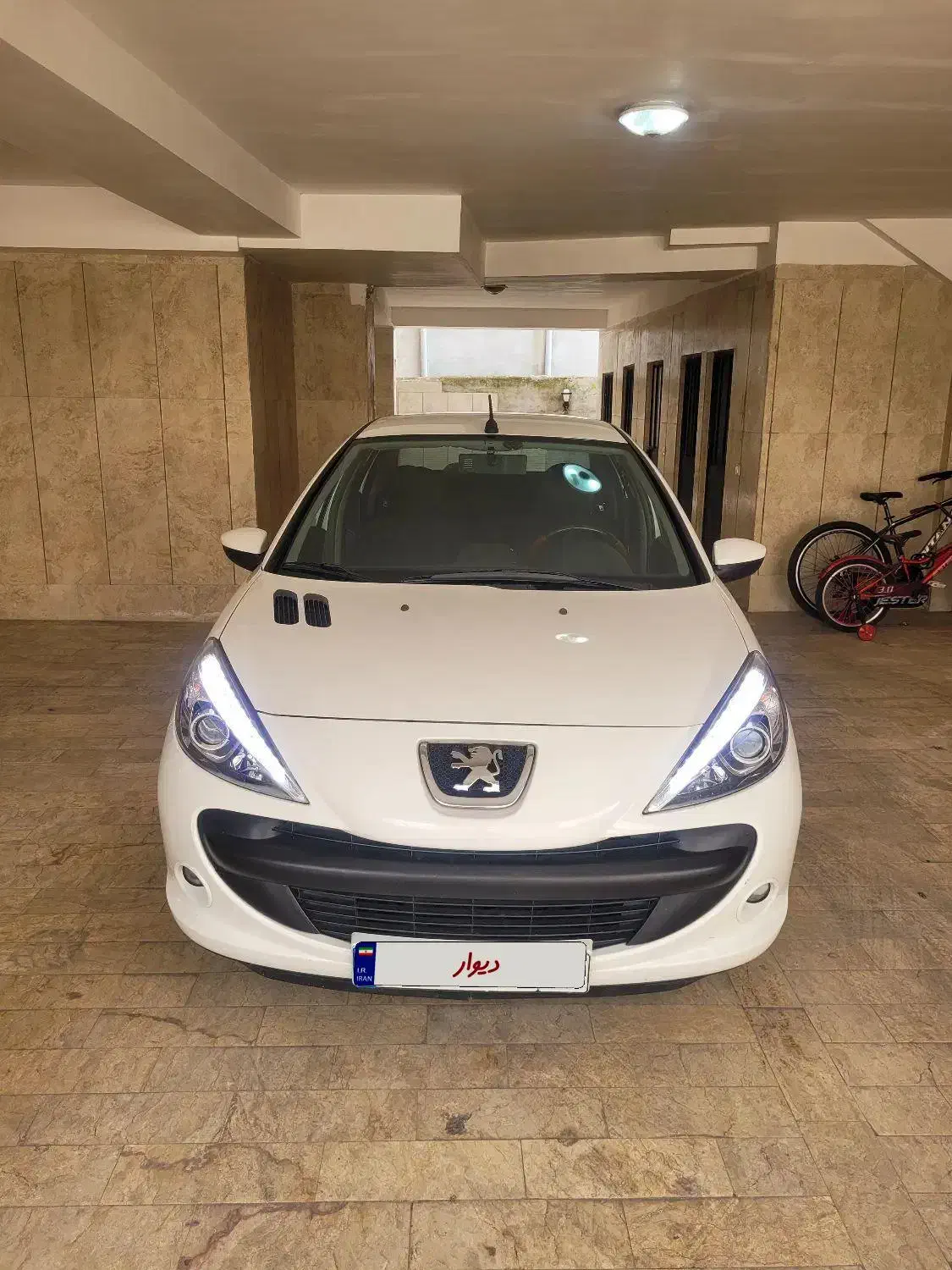 207i sd اتومات|خودرو سواری و وانت|رشت, باهنر|دیوار