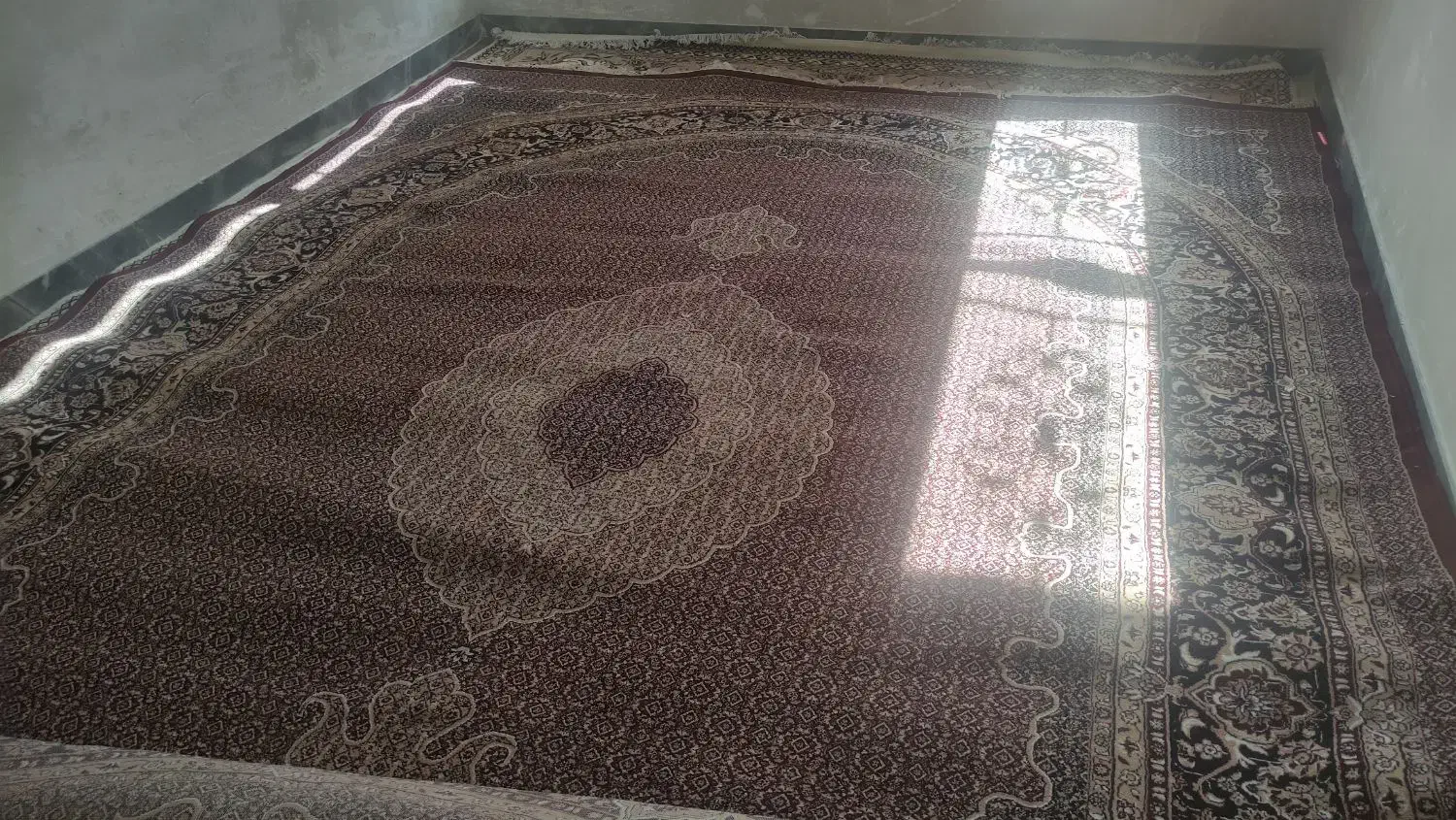 فروش فرش|فرش|شیراز, شیخ روزبهان|دیوار