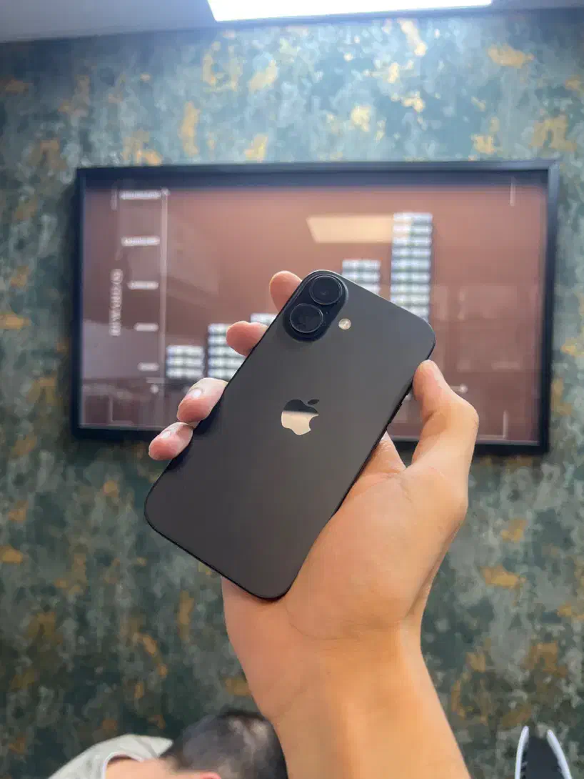 iphone 16 128|موبایل|کرج, مهرویلا جنوبی|دیوار