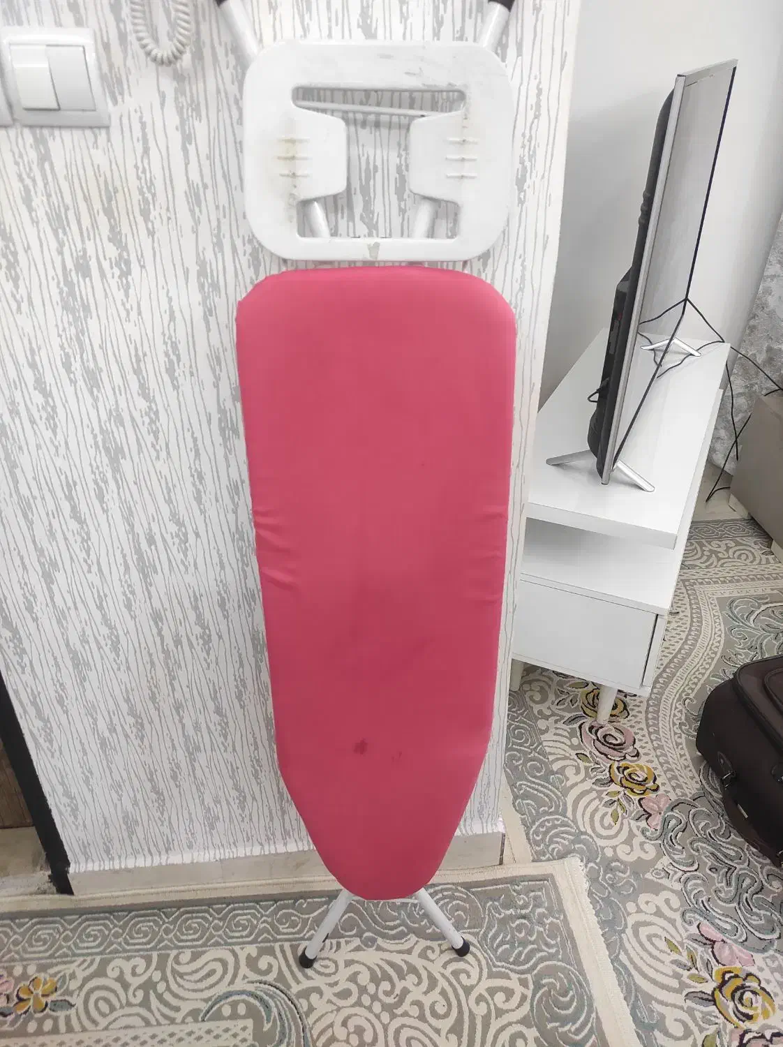 میز اتو|اتو و لوازم اتو|رشت, لاکان|دیوار