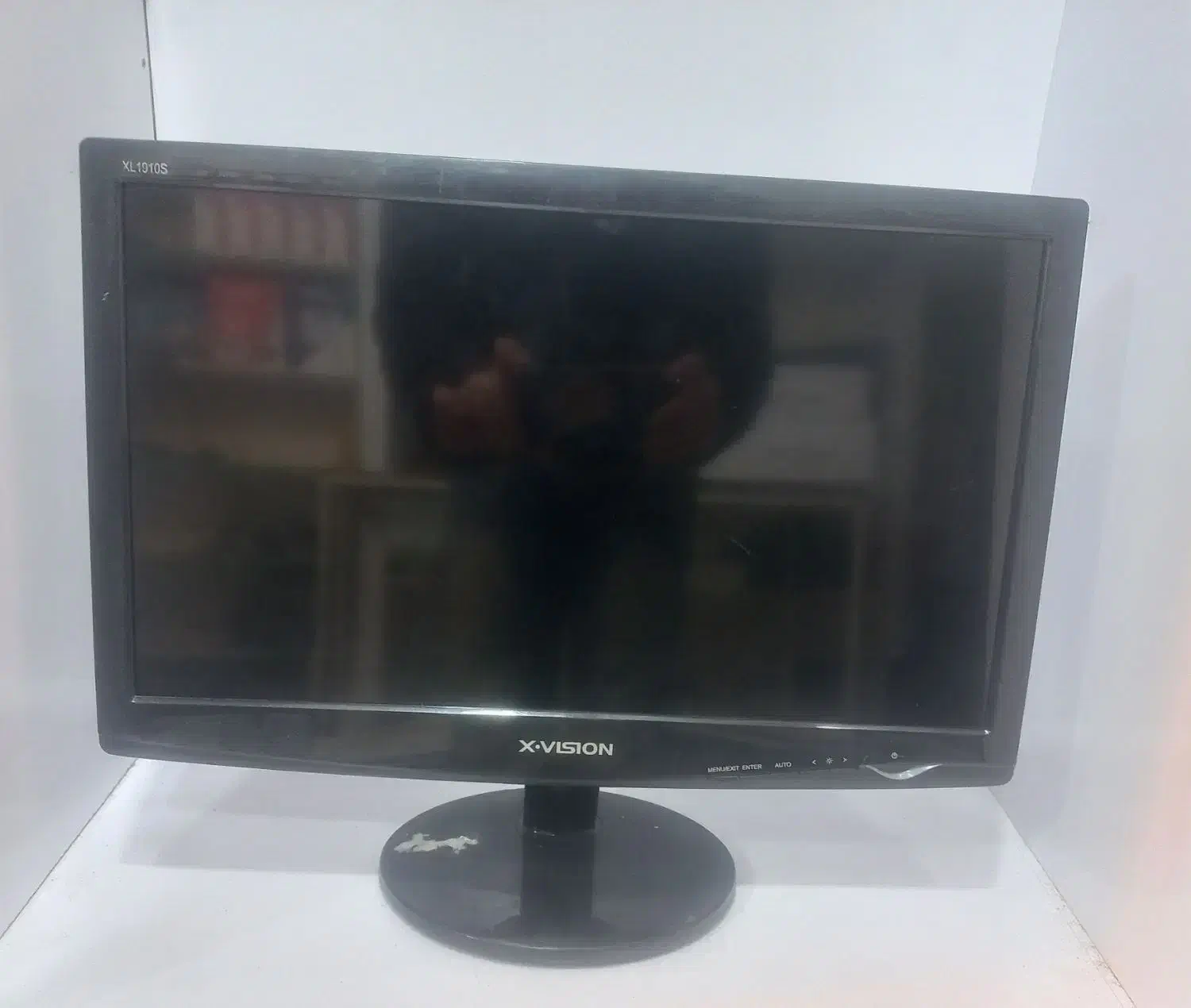 مانیتور LED - ال ای دی ۱۹ اینچ|قطعات و لوازم جانبی رایانه|ابهر, |دیوار