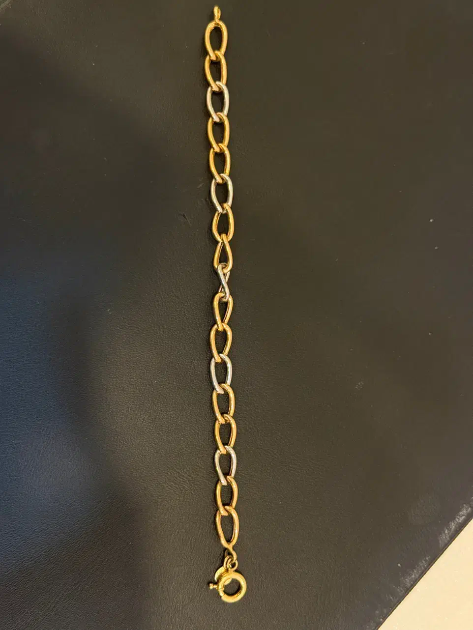 دستبند زنجیری طلا دسته دوم ۱۸ عیار سالم و نو|جواهرات|یزد, |دیوار