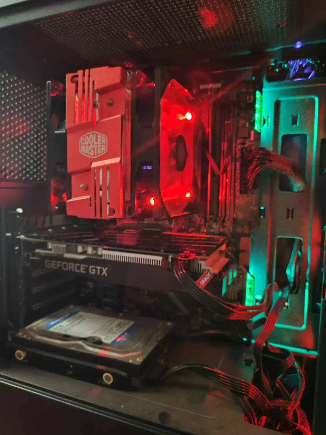 کیس گیمینگ و رندرینگ|رایانه رومیزی|مشهد, بهمن|دیوار