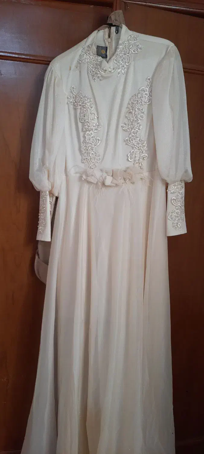 لباس مجلسی|لباس|رشت, حافظ آباد|دیوار