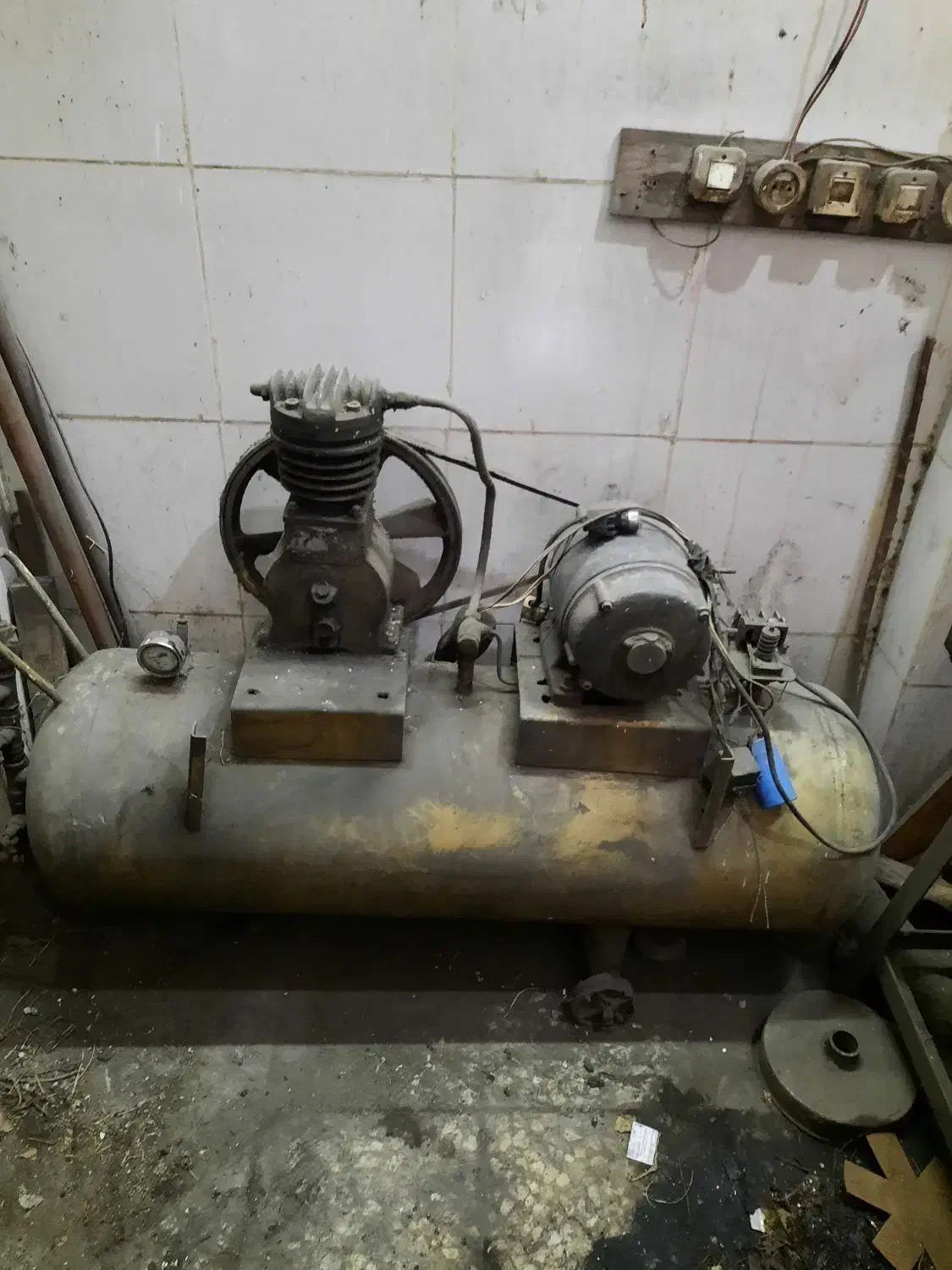 پمپ بادکپسول گازسرپیک پیستولت سرپیک زنجیر|ابزارآلات|تهران, مظاهری|دیوار