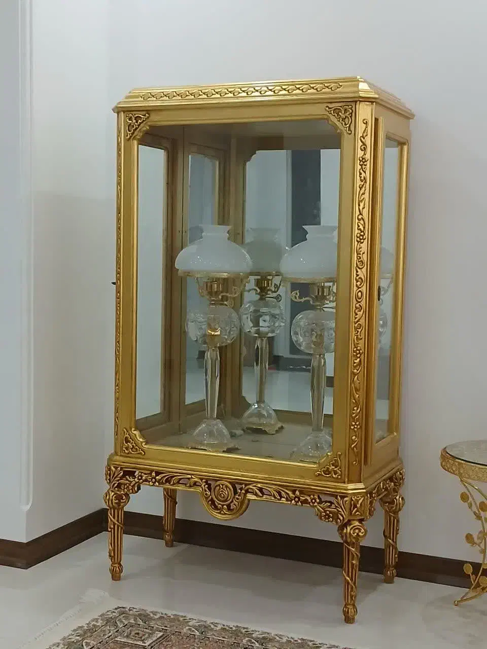 ویترین ورق طلا|بوفه، ویترین، کنسول|قم, عمار یاسر|دیوار