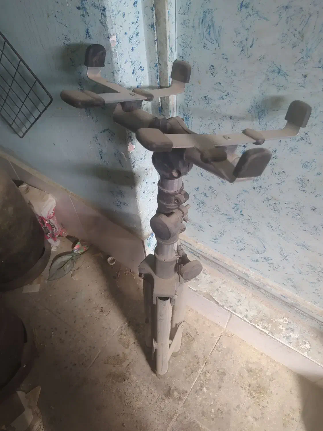 پایه پرکاشن پایه ارگ پایه ضبدری|گیتار، بیس، امپلیفایر|اصفهان, آبشار|دیوار