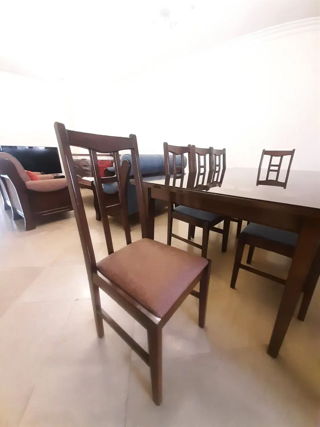 میز ناهار خوری و مبلمان غریبیان|میز و صندلی غذاخوری|تهران, نارمک جنوبی|دیوار