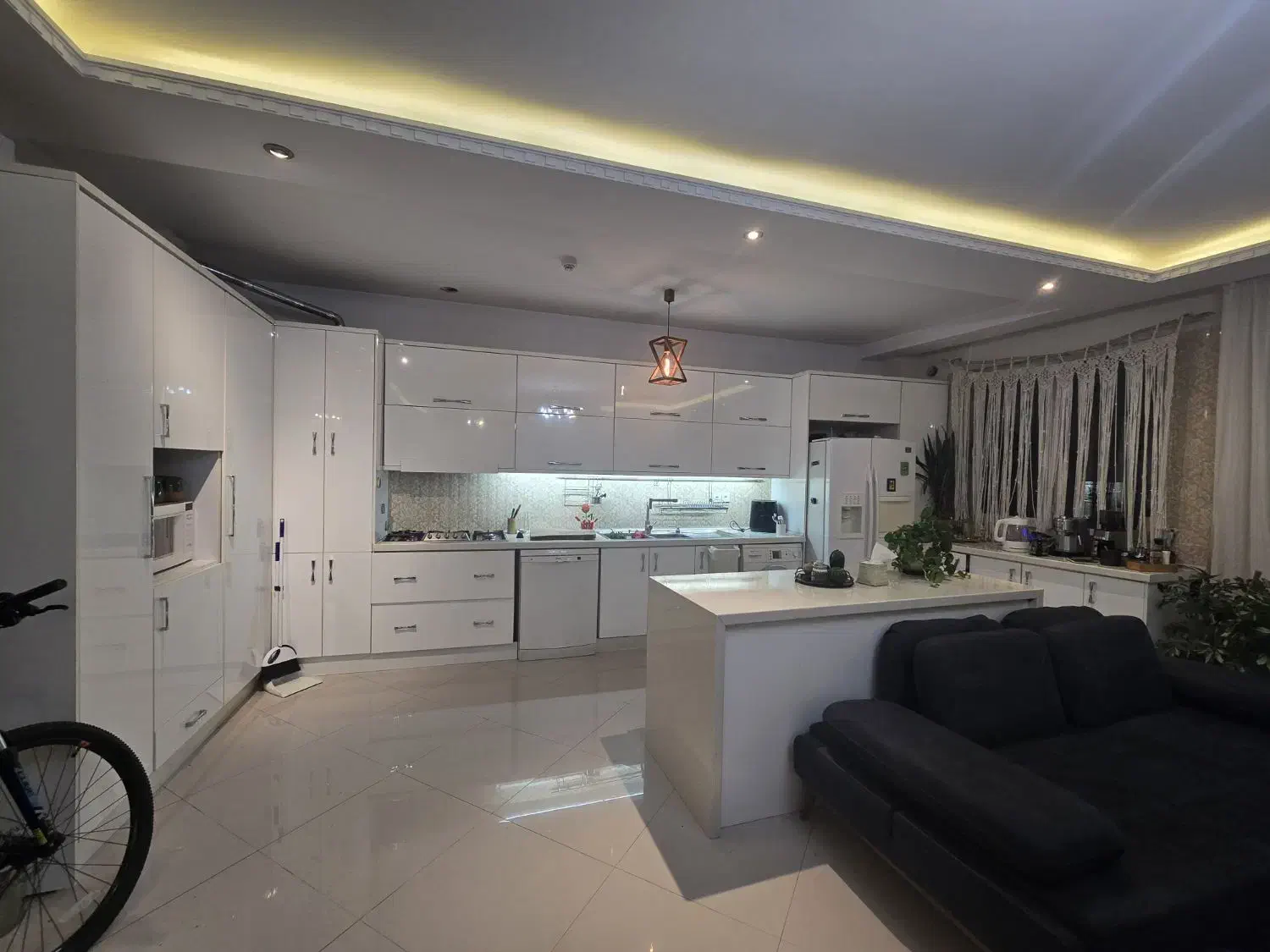 سه خوابه ویو ابدی تهران بدون مشرف