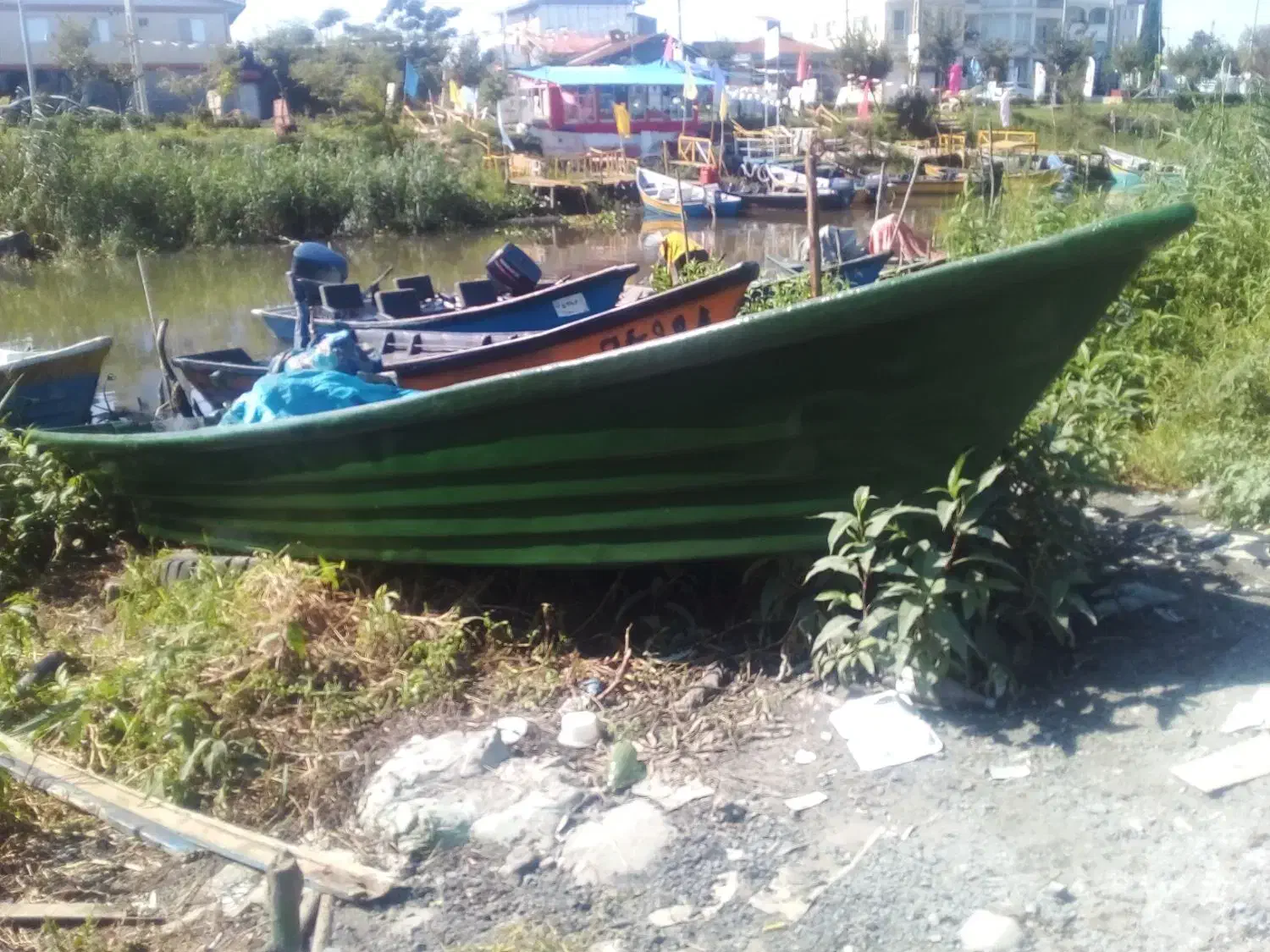 قایق.موتور و لوازم جانبی|قایق و سایر وسایل نقلیه|بندر انزلی, میان پشته|دیوار