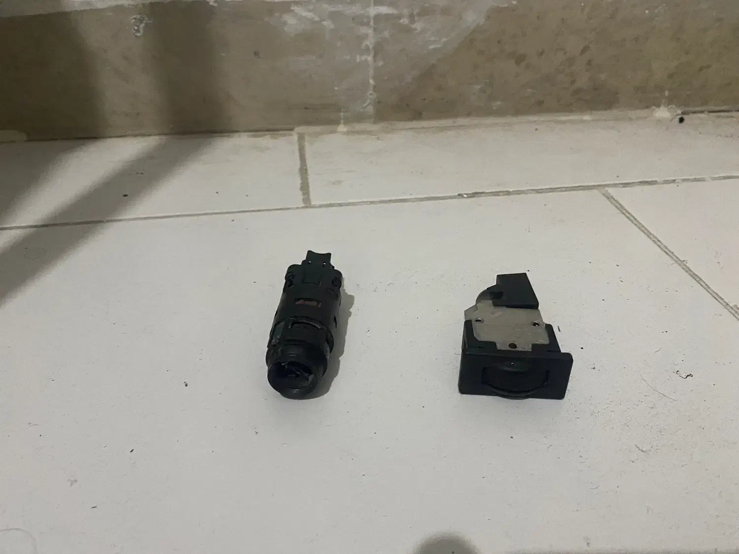 لوازم زانتیا|قطعات یدکی و لوازم جانبی|رباطکریم, رباطکریم|دیوار