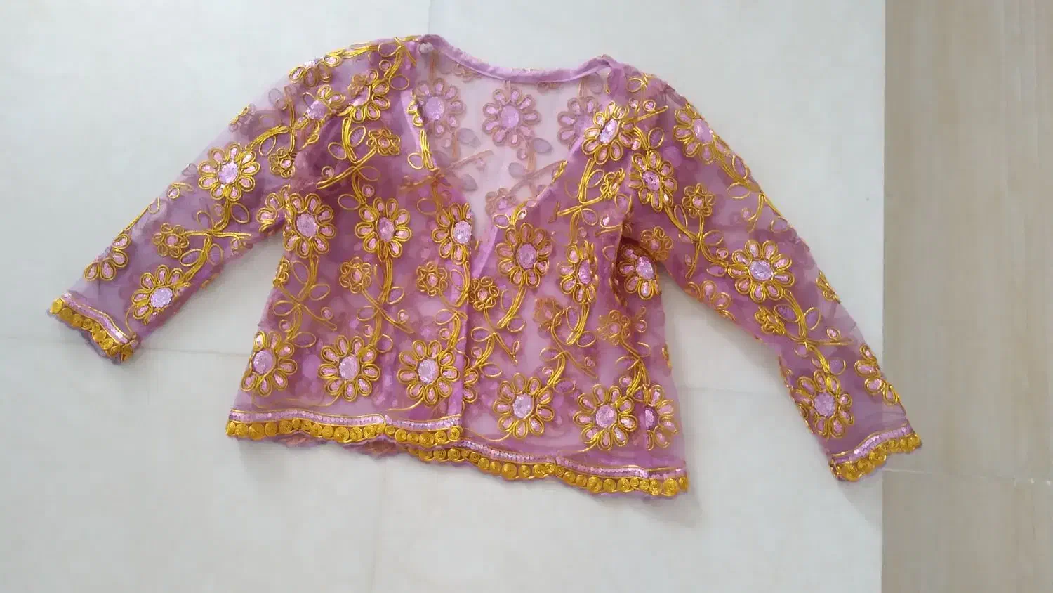 کت مجلسی|لباس|مشگین شهر, |دیوار