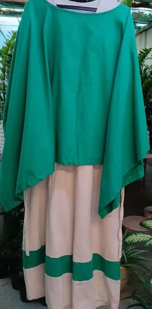 حراج تعدادی از لباسها به دلیل تک موندن|لباس|شاهرود, |دیوار