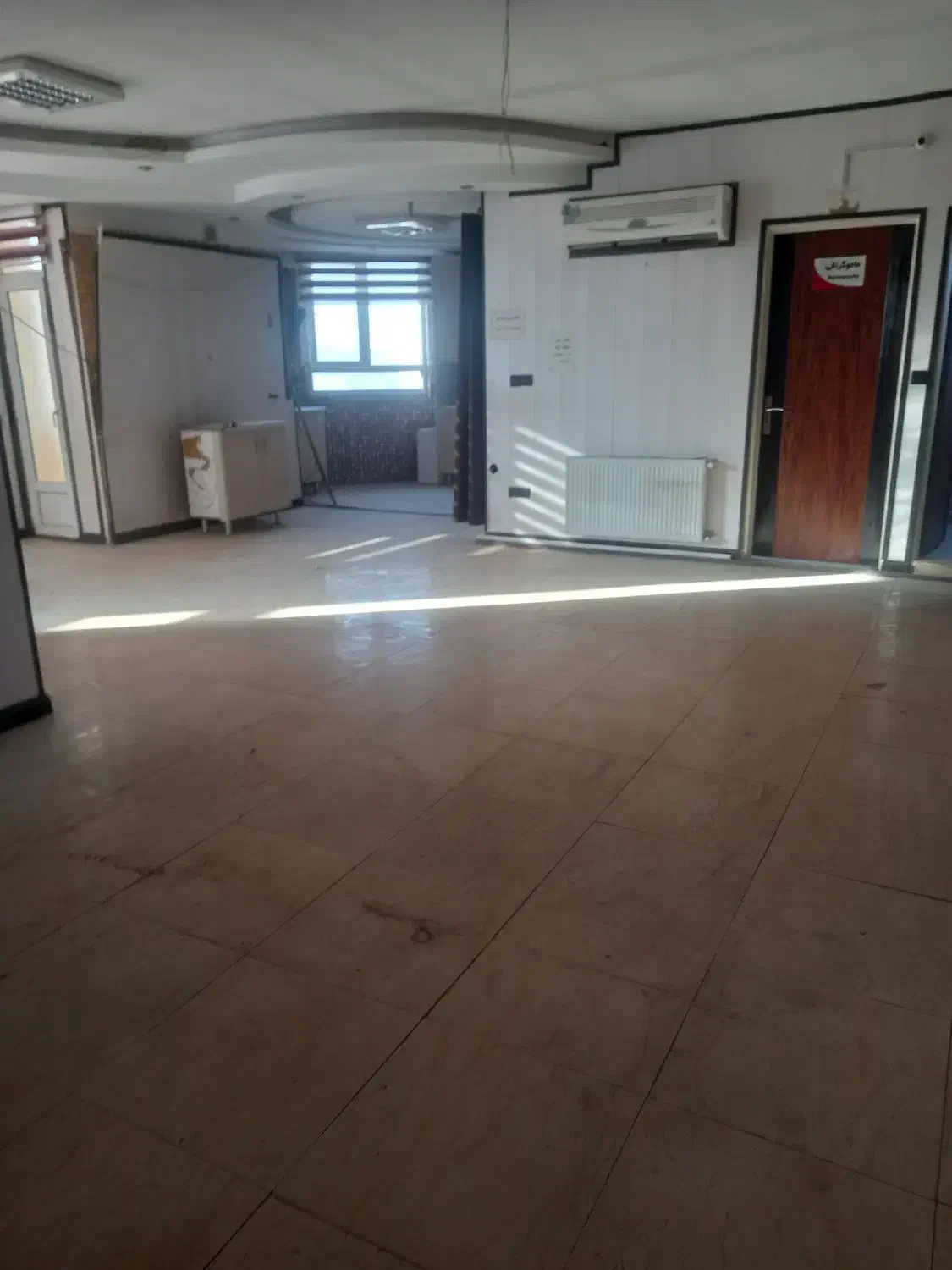 موقعیت اداری.۱۱۲متر.فول.تابلو خور. برند منطقه|فروش دفتر کار، اتاق اداری، مطب|تهران, افسریه شمالی|دیوار