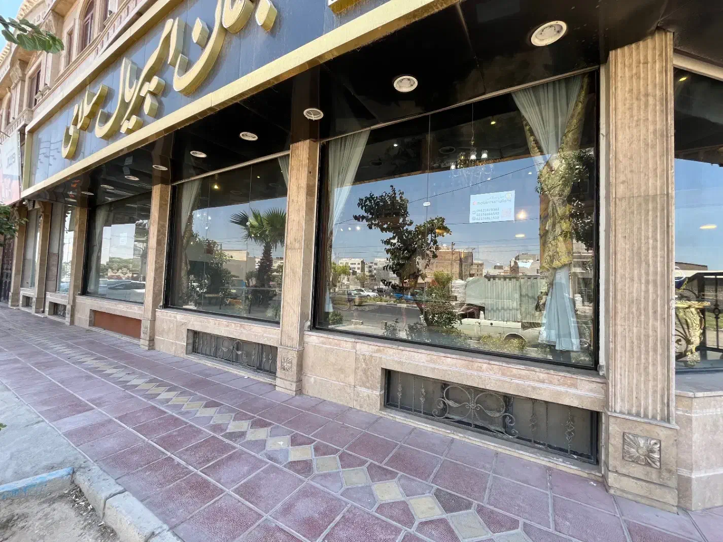 مغازه ۱۹۰متر با بالکن بحر جاده شهریار|اجارهٔ مغازه و غرفه|رباطکریم, شهرک صنعتی زوارهای|دیوار