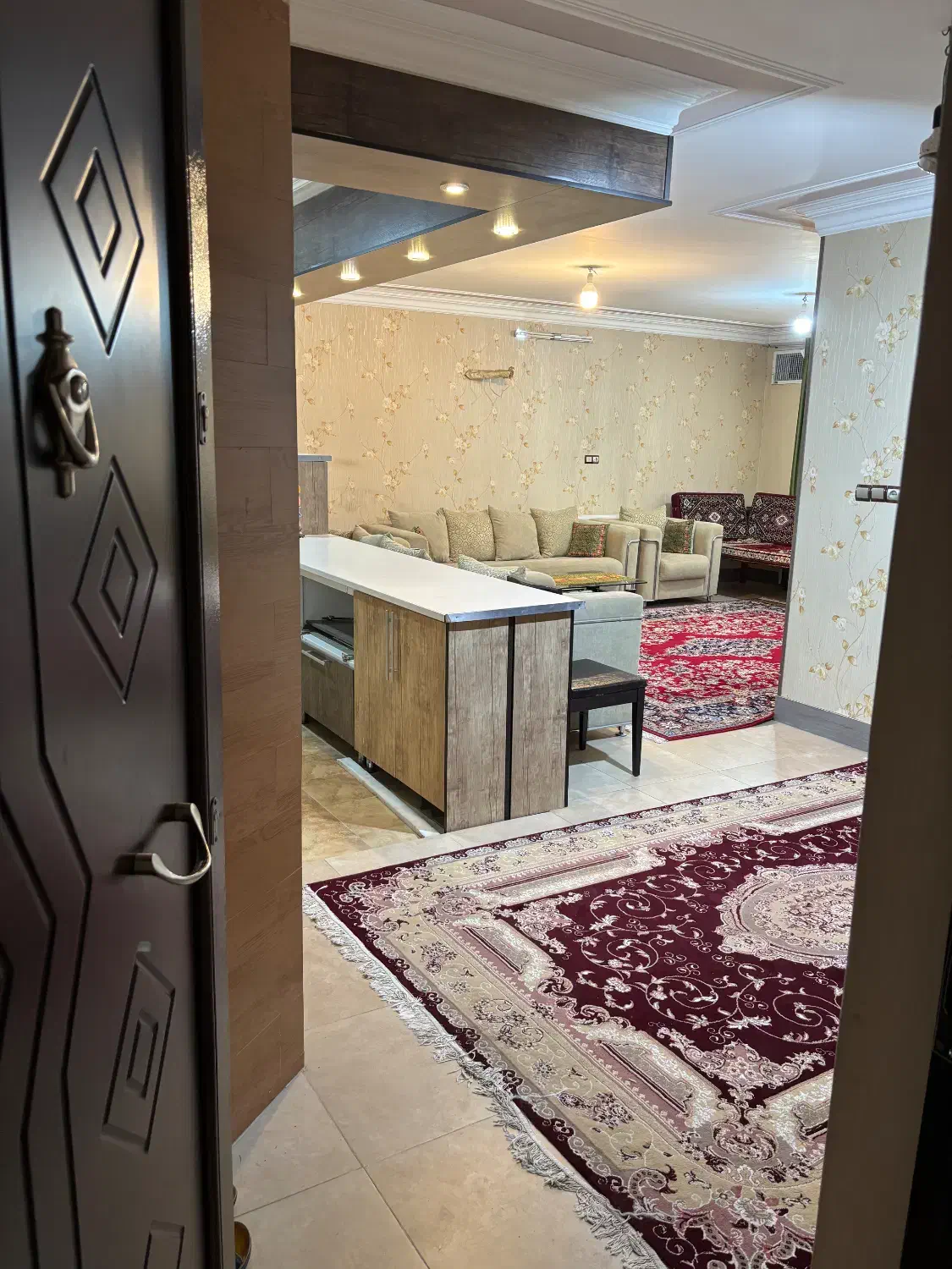 آپارتمان ۲ خواب مطهری جنوبی کوچه ۱|فروش آپارتمان|شیراز, گلشن|دیوار