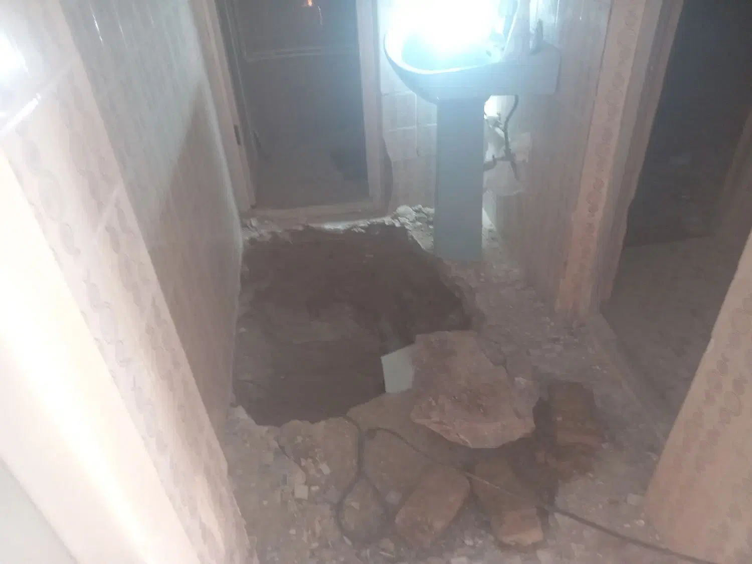 وصل کردن لوله از چاه ب فاضلاب شهری|خدمات پیشه و مهارت|بیرجند, |دیوار