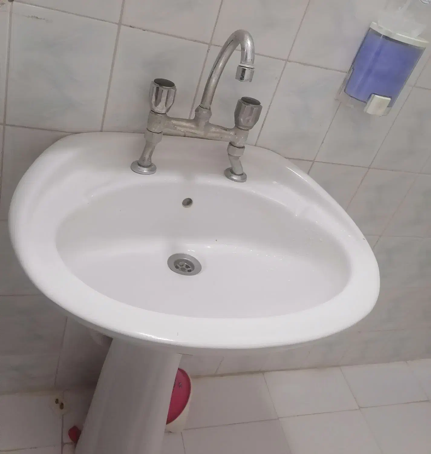 روشویی|لوازم سرویس بهداشتی|کرمان, |دیوار