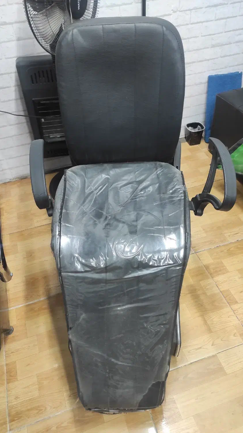 صندلی ارایشگاه|آرایشگاه و سالن‌های زیبایی|کرج, شهرک فهمیده|دیوار