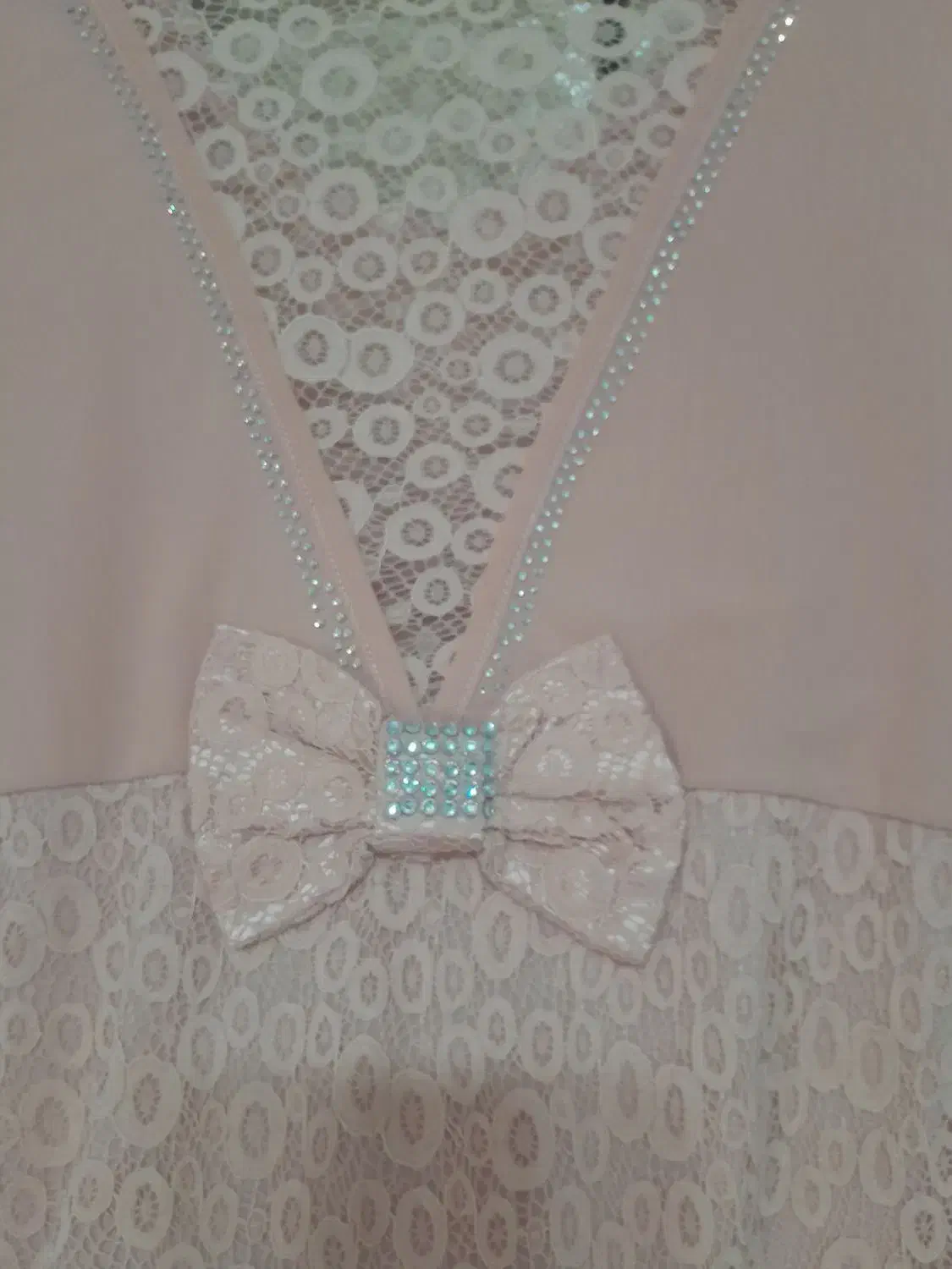 لباس مجلسی|لباس|رشت, جانبازان|دیوار