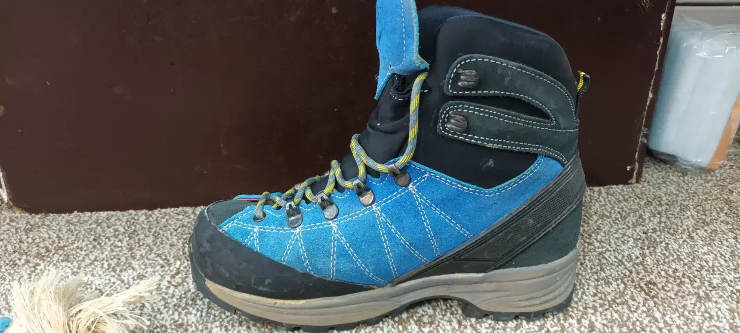 کفش کوهنوردی سایز۳۹|کوهنوردی و کمپینگ|رامهرمز, |دیوار