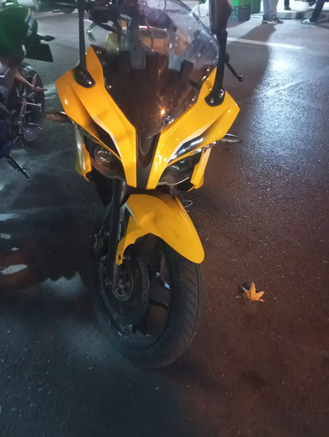 rs200|موتورسیکلت|تهران, تولید دارو|دیوار