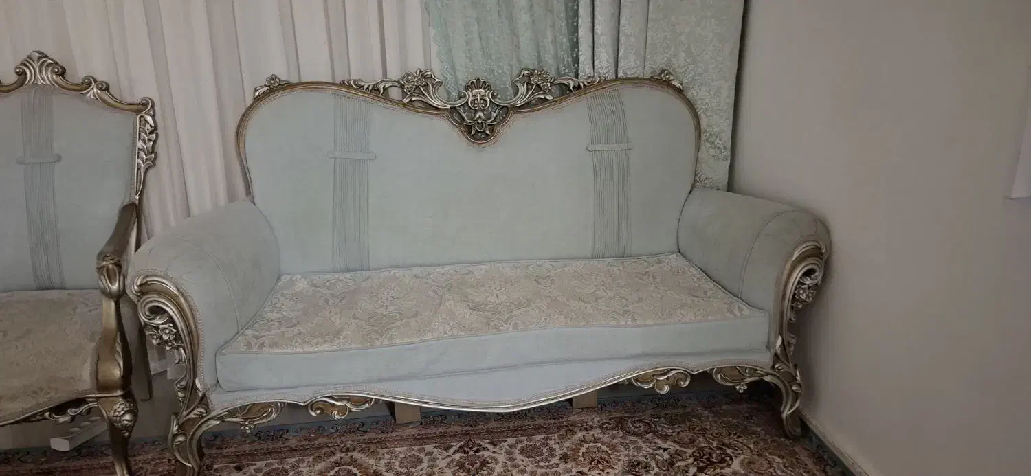 مبل نیمه سلطنتی|مبلمان خانگی و میز عسلی|قوچان, |دیوار