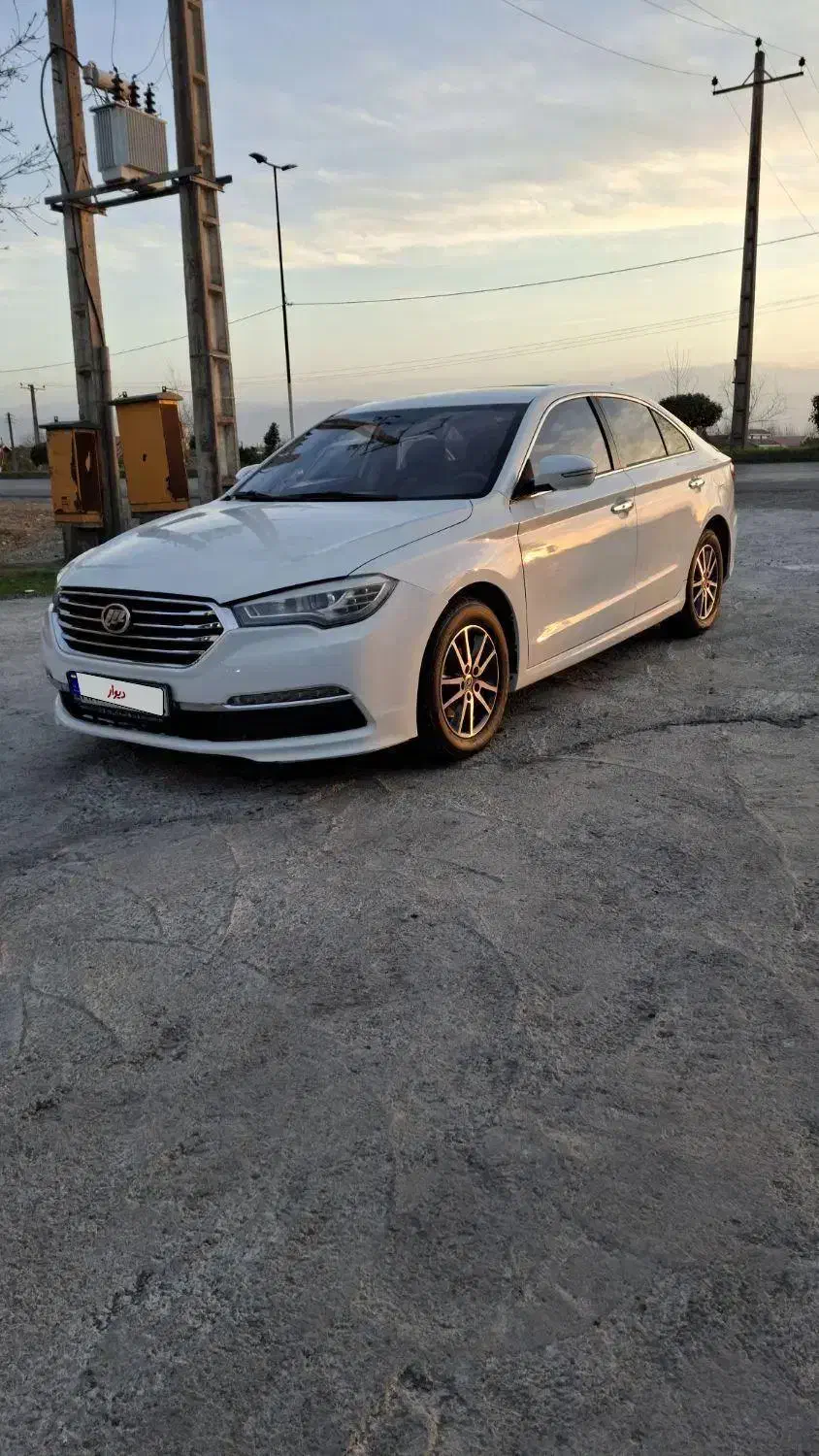 لیفان ۸۲۰|خودرو سواری و وانت|آستانه اشرفیه, |دیوار