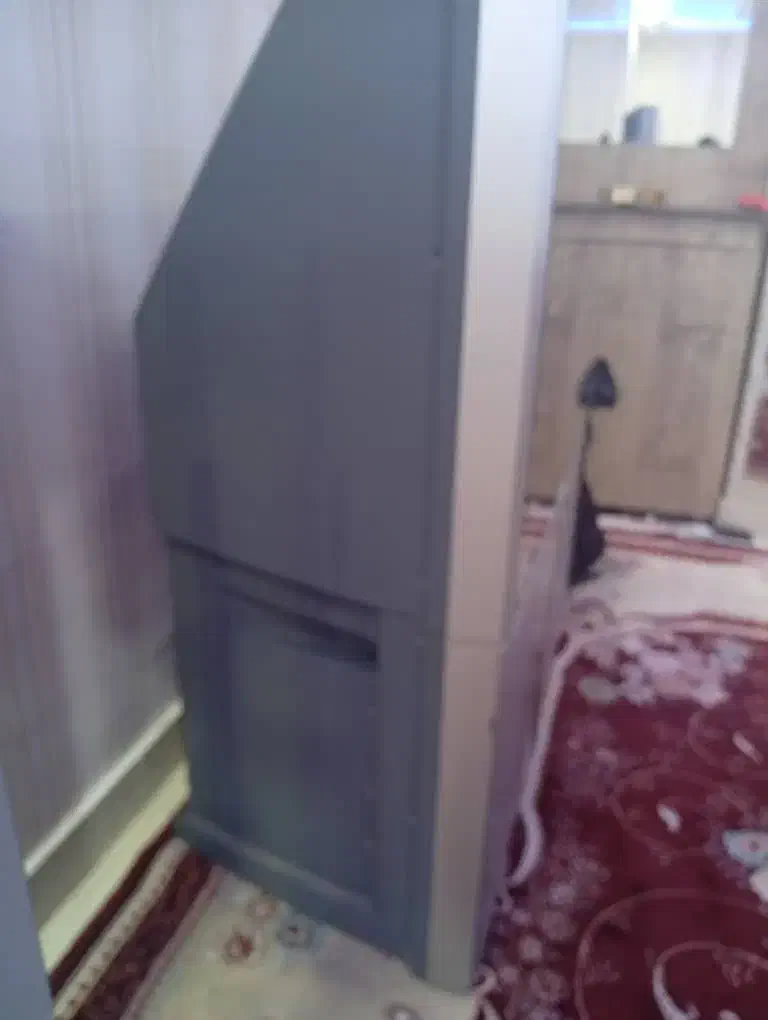 فروشی به علت کمبود جا|تلویزیون و پروژکتور|پرند, فاز ۵|دیوار