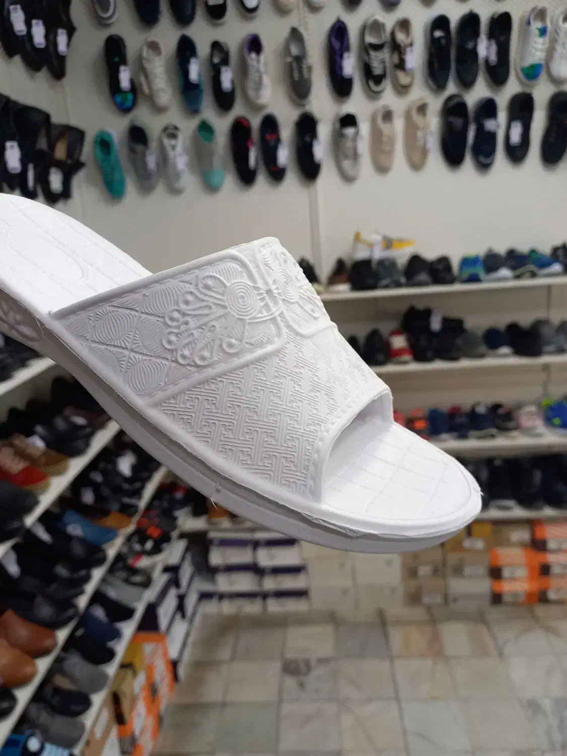 فروش دمپایی زنانه با قیمت مناسب|کیف، کفش، کمربند|خمین, |دیوار