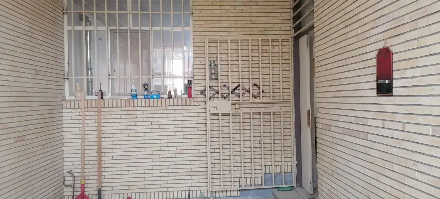 فروش ویلایی 253 متری بنیادازدواج 5/800/000/000|فروش خانه و ویلا|شاهینشهر, بنیاد ازدواج|دیوار