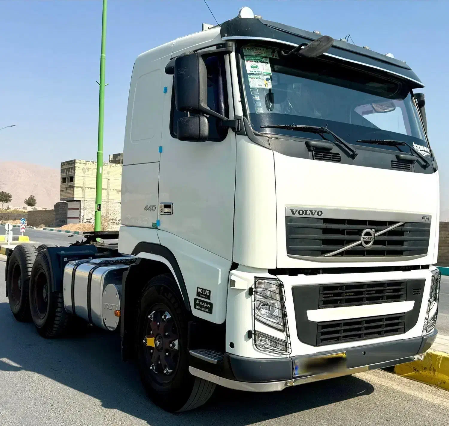 کامیون کشنده اف اچ ۴۴۰ جفت استثنایی|خودرو سنگین|اصفهان, جلفا|دیوار