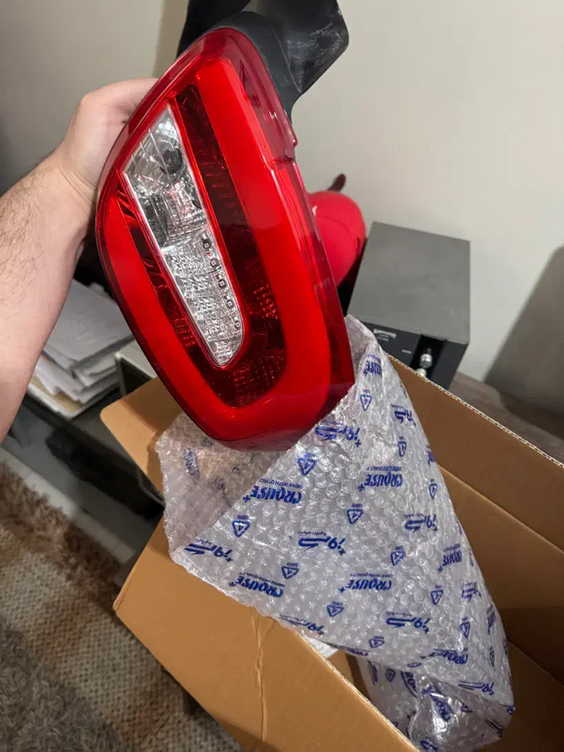 چراغ عقب ۲۰۷ سمت راننده کروز|قطعات یدکی و لوازم جانبی|فردیس, منظریه|دیوار